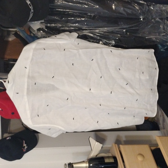 Michael Kors Sunglass-Print Linen Embroidered Button Down Shirt - Picture 3 of 9